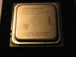 Opteron-8x4-2a.JPG